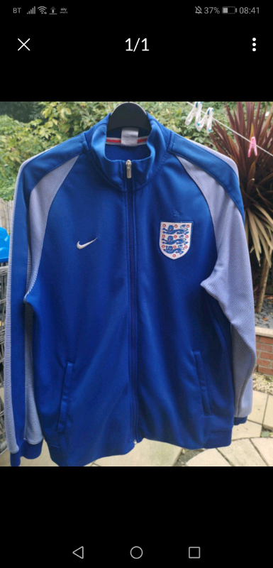 trackie top
